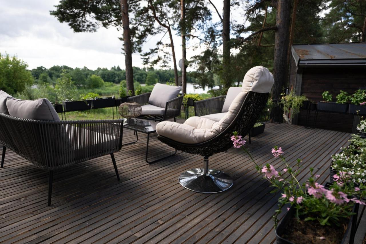 Gaujaclub - 3 Rooms Design Lofts Riverside Gauja  ภายนอก รูปภาพ